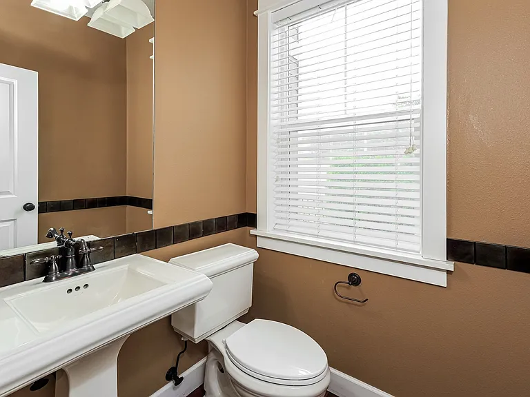9402S E Causey Ave — Photo 16