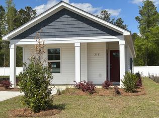 230 Ashworth Dr., Tabor City, NC 28463