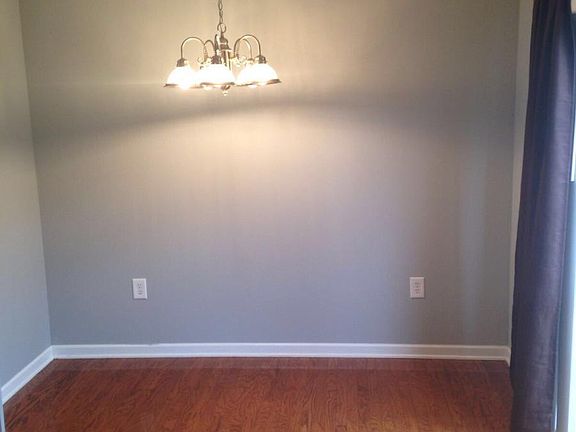 3rd image of 2121 S Greenwood Dr APT 400