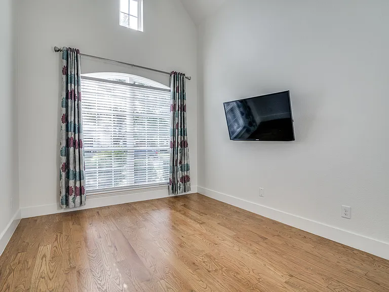 5716 Broadgreen Rd — Photo 5