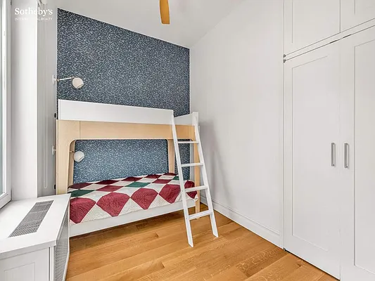 Rented by Sotheby's International Realty | media 39