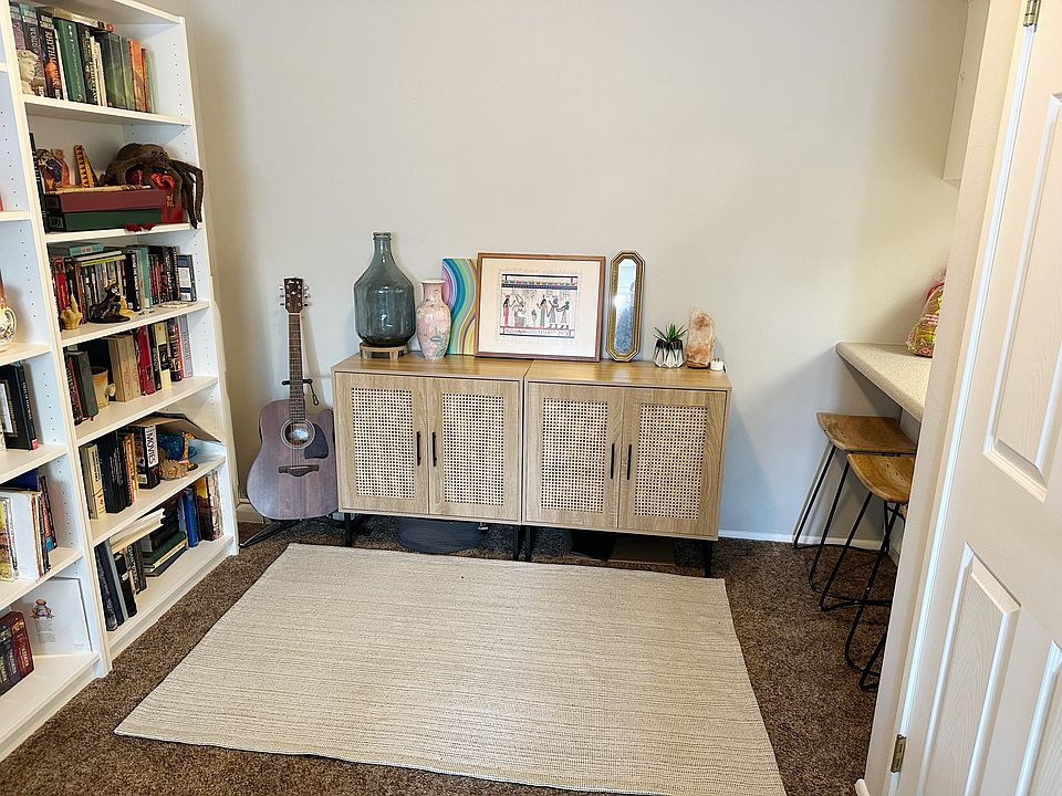 Dining Room Area