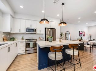 10716 Toluca Ct, North Hollywood, CA 91602