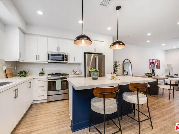 10716 Toluca Ct, North Hollywood, CA 91602