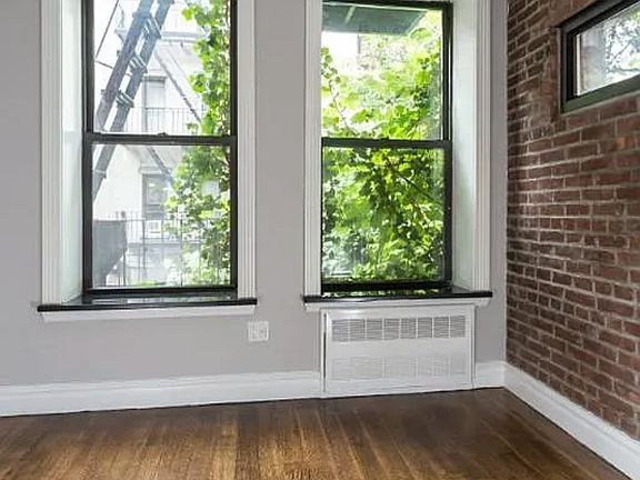 5th image of 321 W 16th St APT 3W