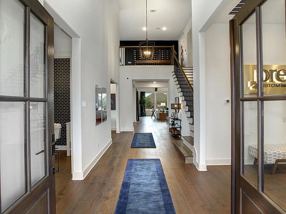 The Brookdale II Foyer