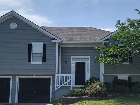 1101 Melody Ct, Kearney, MO 64060