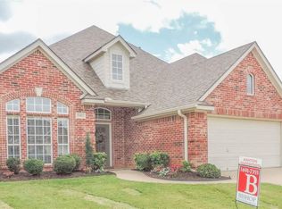 5003 Silver Crest Dr, Wichita Falls, TX 76310