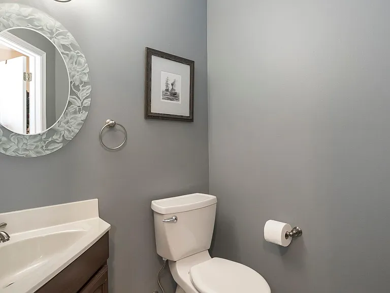 8165 Heritage Dr — Photo 7