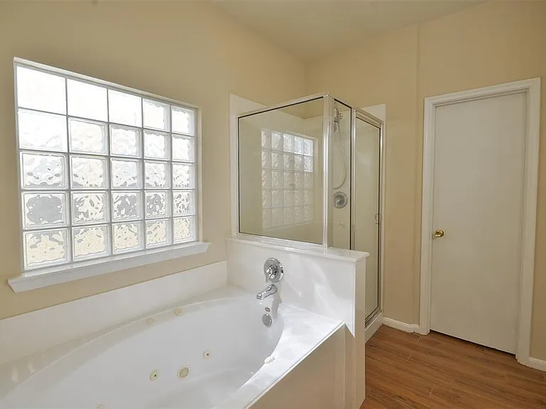 17210 Mitchell Pass Ln — Photo 17
