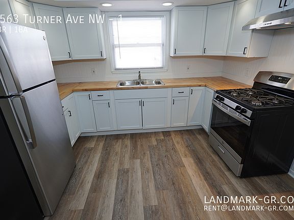 4th image of 1563 Turner Ave NW #1