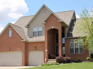 62 Woodside Blvd, Lexington, OH