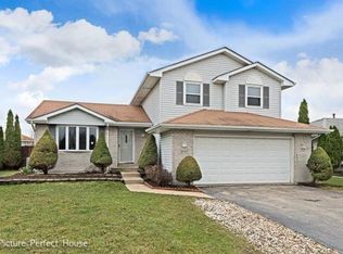 2717 Ruth Fitzgerald Dr, Plainfield, IL 60586