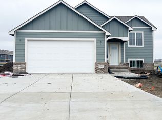 4594 Goldenrod Ter, Manhattan, KS 66502