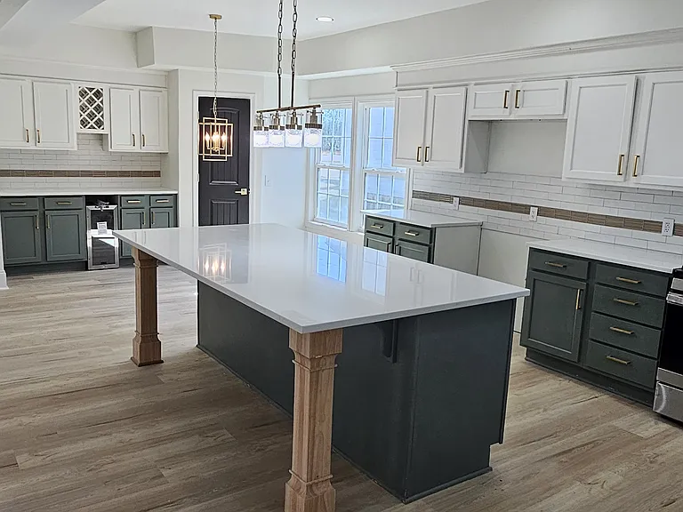 335 Ballfield Rd — Photo 3