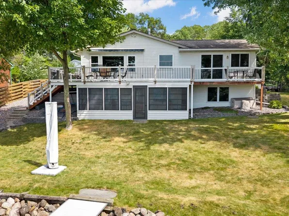 15809 Pine Shores Rd, Brainerd, MN 56401