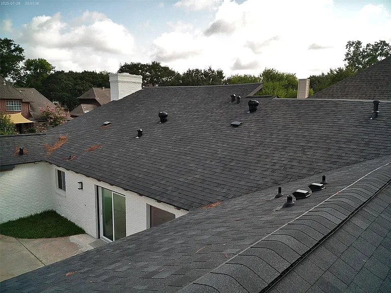 3006 Golden Hills Ln — Photo 45