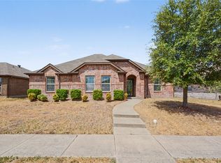 2126 Fair Weather Dr, Lancaster, TX 75146