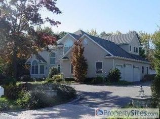 24 Varsity Blvd, East Setauket, NY