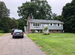 164 Old River Rd, Lincoln, RI 02865
