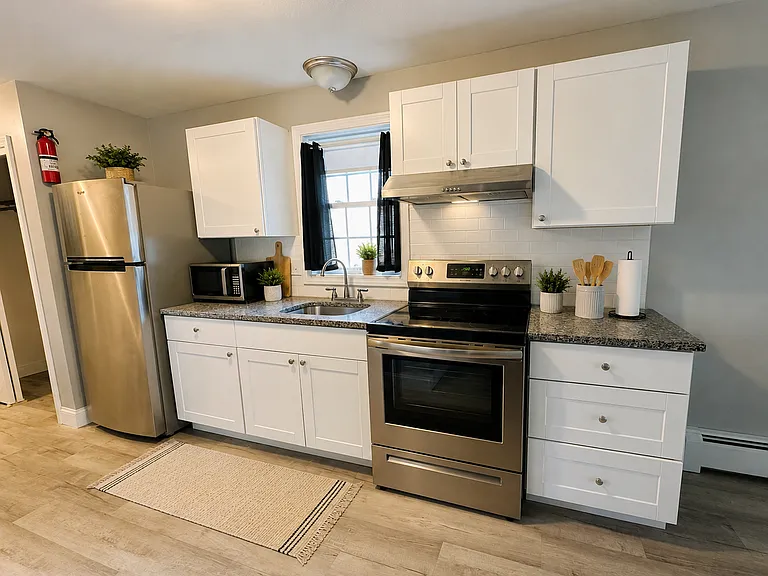 6 Woodburn Rd #6 — Photo 4