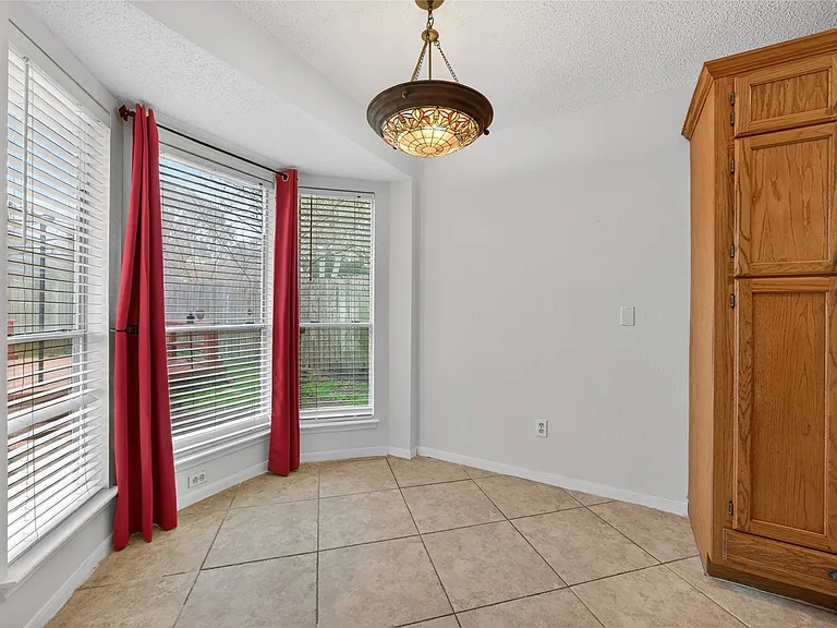 1035 Cascade Creek Dr — Photo 20