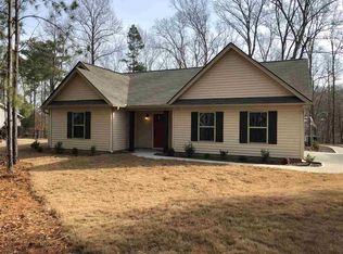 216 Bay Ridge Dr, Townville, SC 29689
