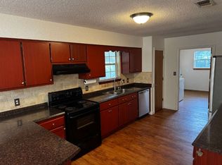 3613 Burton Cir, Navarre, FL 32566