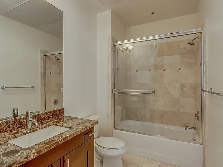 Axis 2300 Apartments — Photo 97