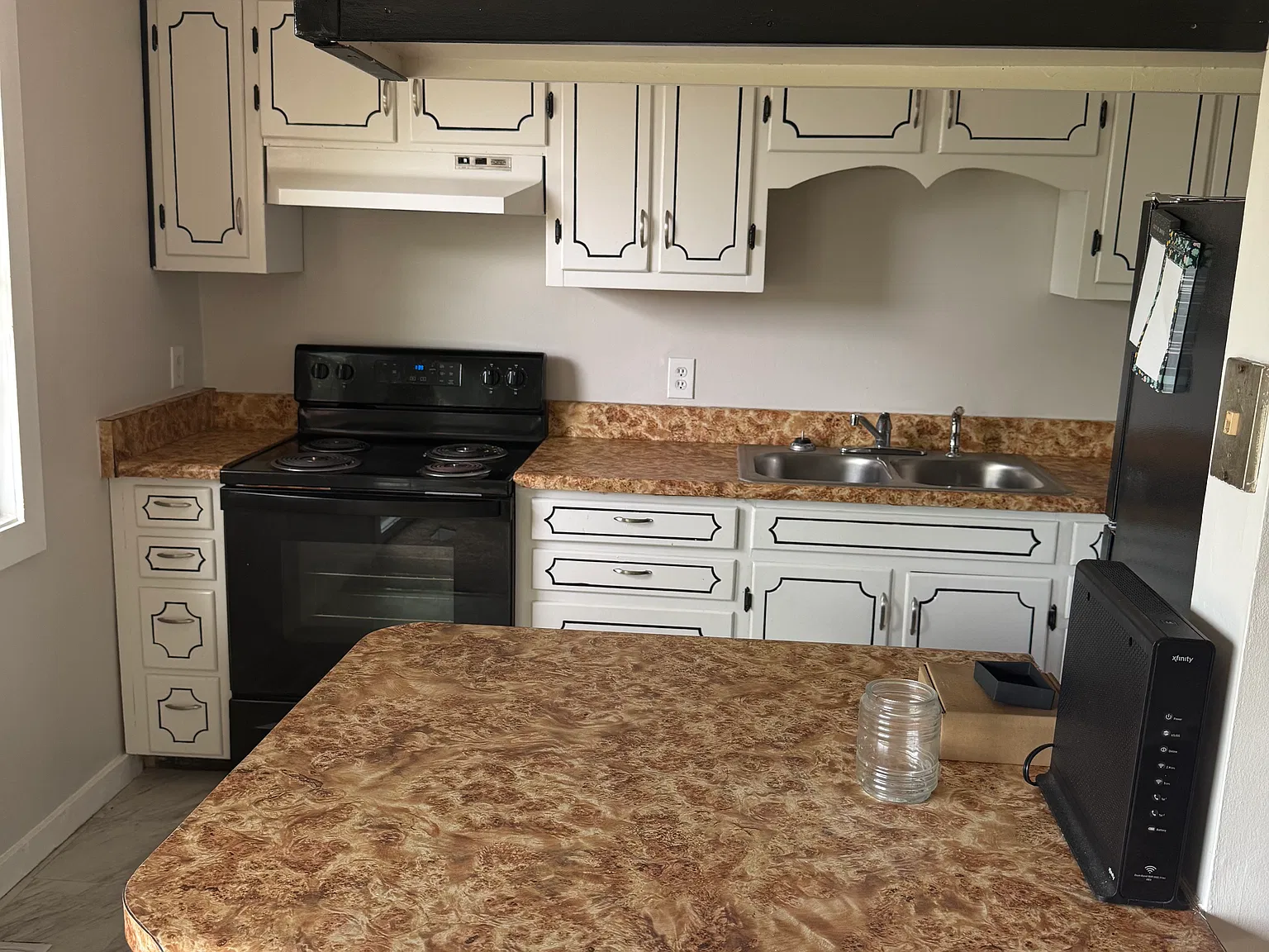 2305 Elmendorf St — Photo 3
