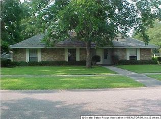 7951 Chaperral Dr, Denham Springs, LA 70726