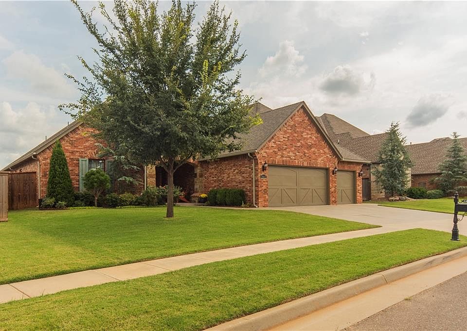 1st image of 15612 Hatterly Ln