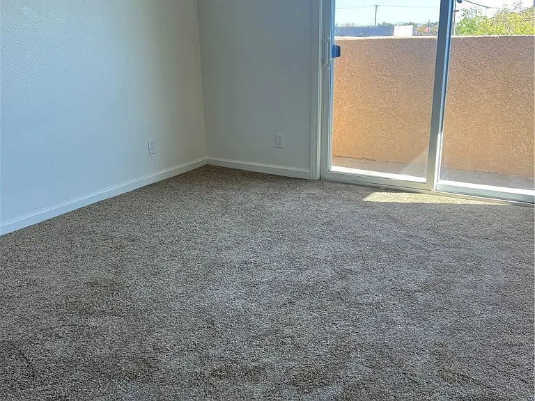 454 E Avenue Q3 #8 — Photo 15