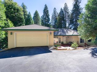 6788 Diamond Dr, Pollock Pines, CA 95726