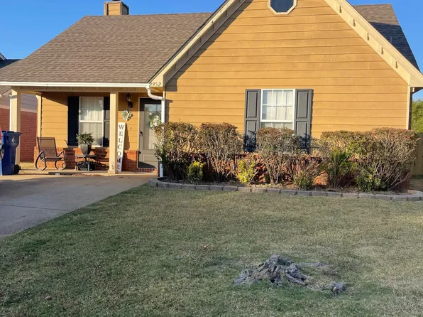 2952 Churchwell Dr, Horn Lake, MS 38637