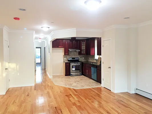 Rented by Remax Real Estate Professionals | media 4