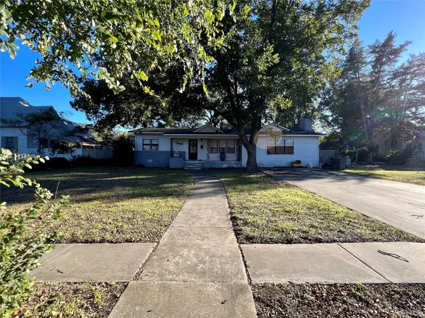 1203 W Commerce St, San Saba, TX 76877