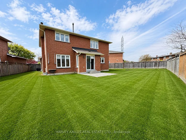 70 Amaretto Ct — Photo 25