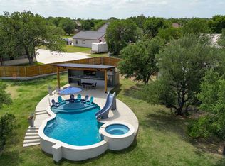 214 Stonehenge Way, Marble Falls, TX 78654
