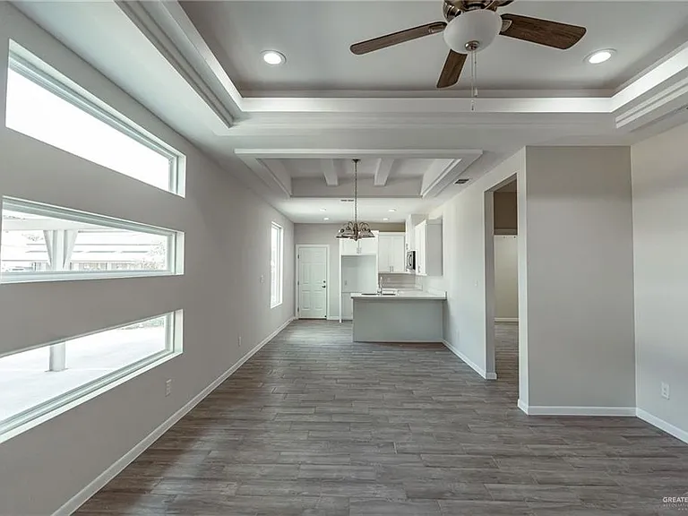 1326 W Harrison Ave #1 — Photo 4