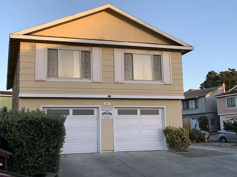 57 Lycett Cir #A — Photo 4