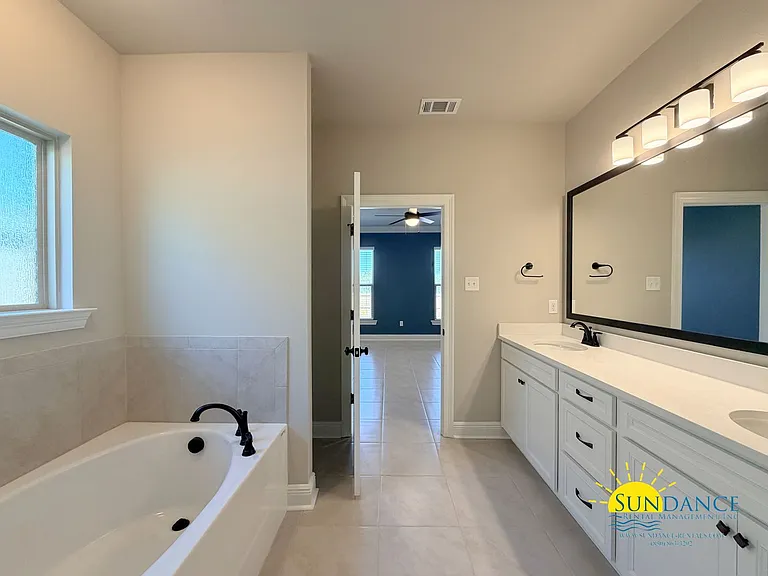 215 Hydrangea Blvd — Photo 19