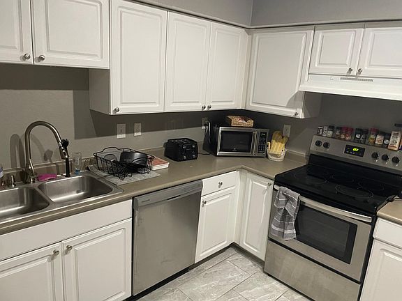3rd image of 402 S Armenia Ave Unit 129A