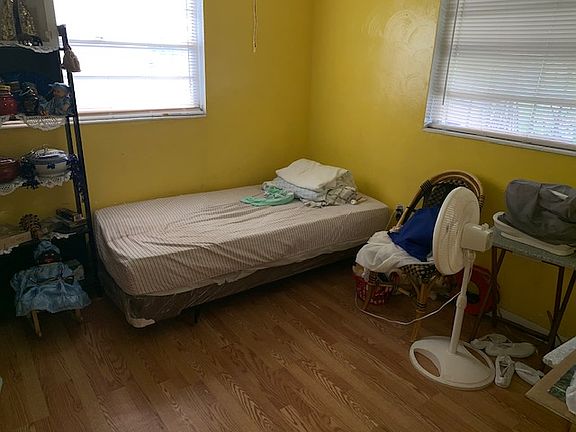 5th image of 10003 Jasmine Ave