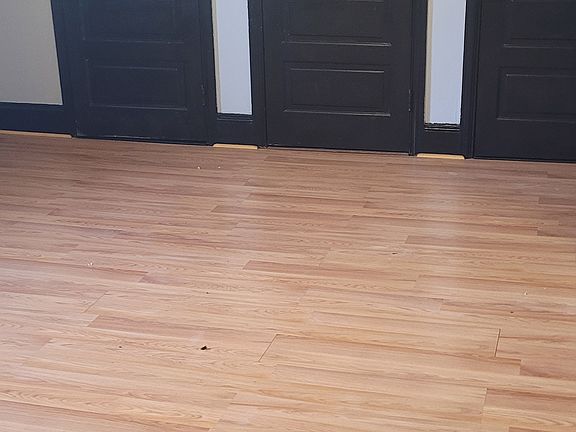 FAMILY ROOM/POSSIBLE SLEEPING AREA