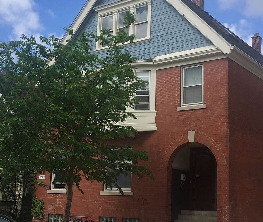 1st image of 1857 N Warren Ave #8689611
