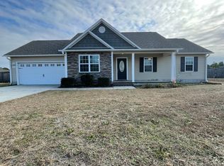 308 Sinclair Ln, Hubert, NC 28539