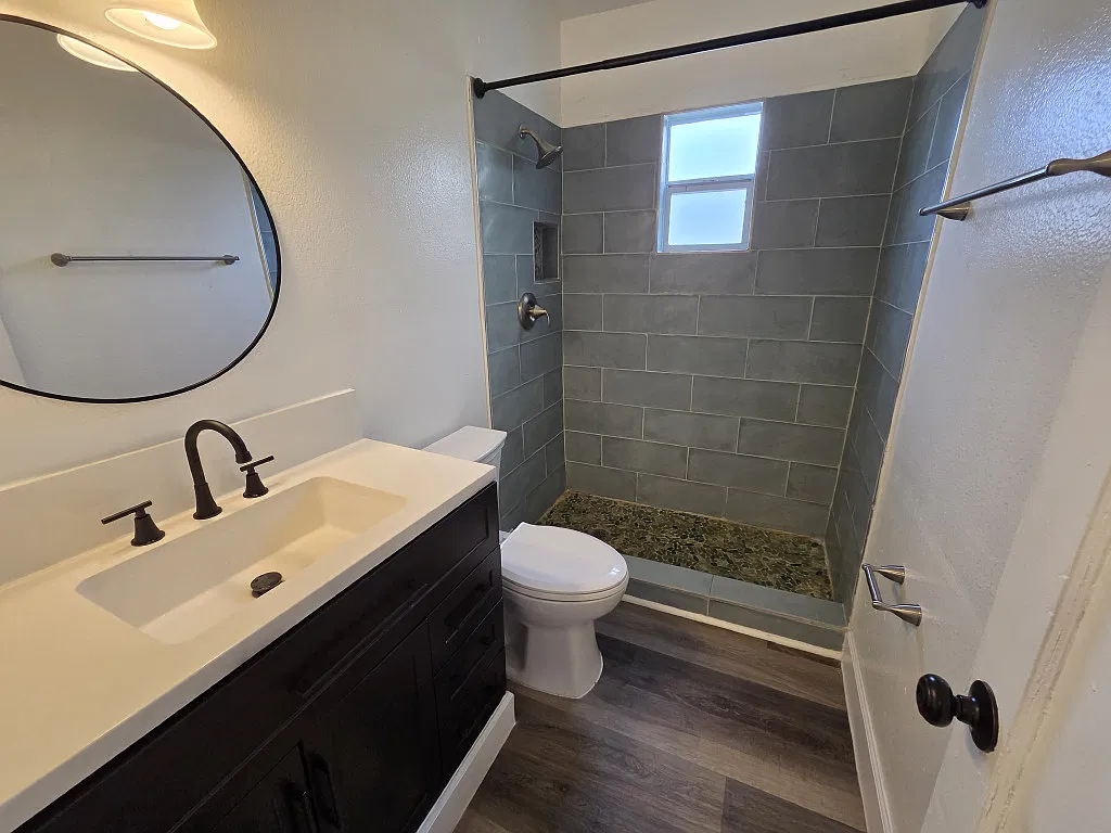 2 bed, 950 sqft, $1,950 — Photo 4