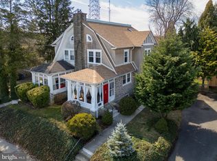 8432 Pembrook Rd, Philadelphia, PA 19128