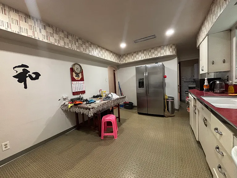 85 Patten Dr #1 — Photo 19